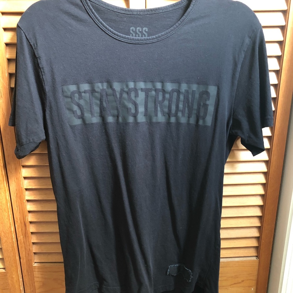 STAY STRONG tee